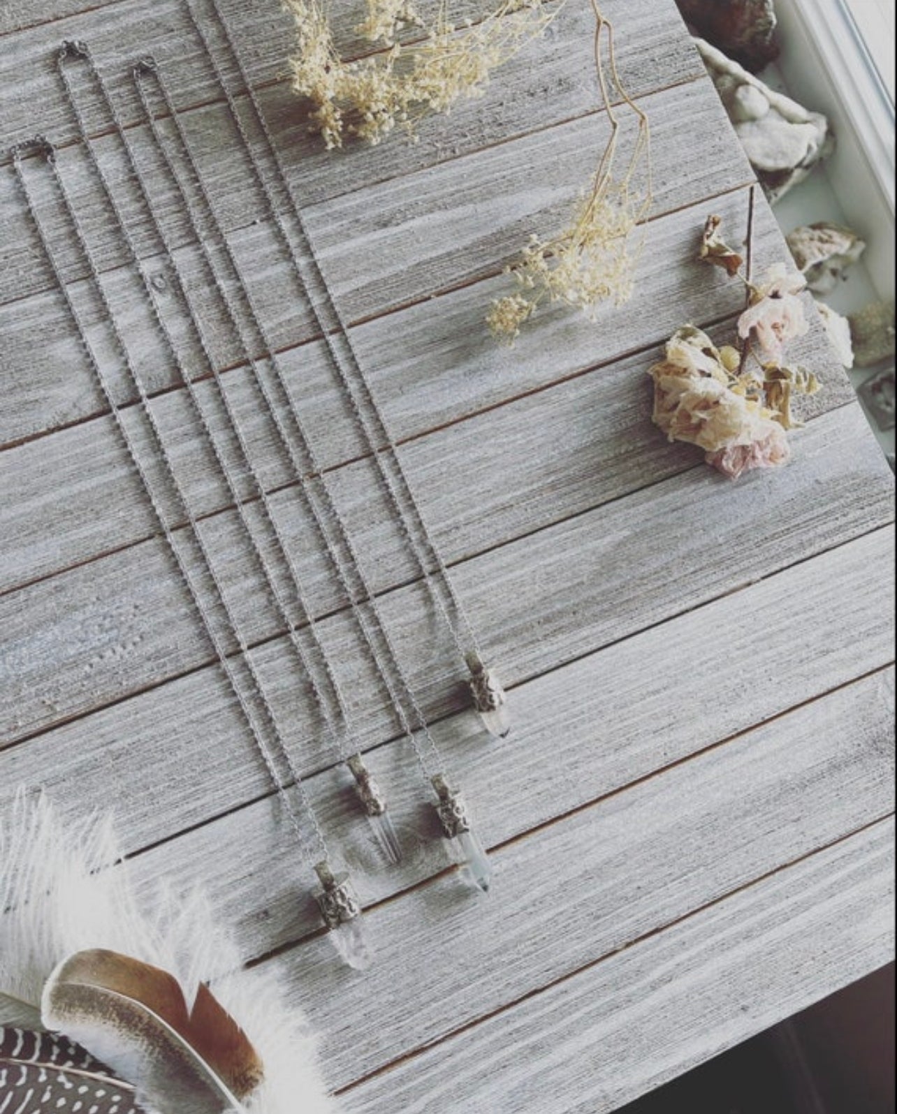 Quartz point necklace / Clear Quartz necklace/ Brass necklace /Quartz point jewelry / boho jewelry / boho necklace / gemstones necklace /