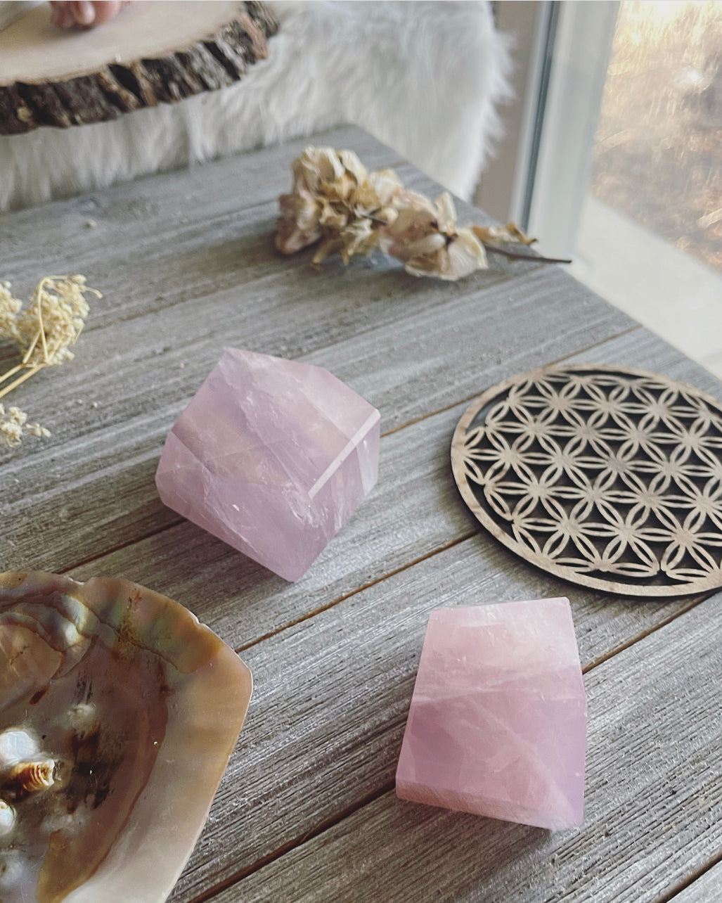 Rose Quartz Freeform Crystal / Rose Quartz/